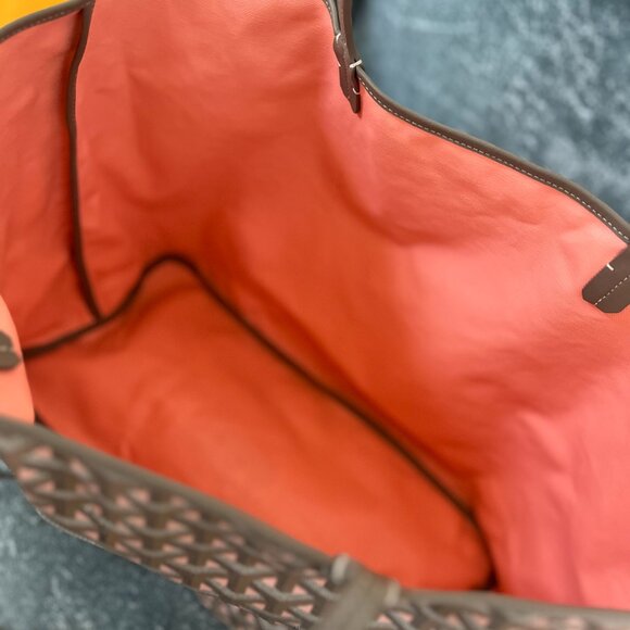 Authentic Large soft nude/grey Goyardine canvas - Picture 6 of 6